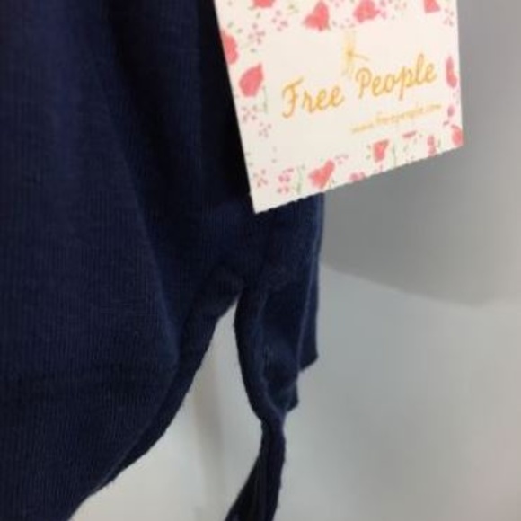 We The‎ Free People Womens Oversized Tee Size S Blue Rough Edge Loose Fit Boho - Picture 2 of 8